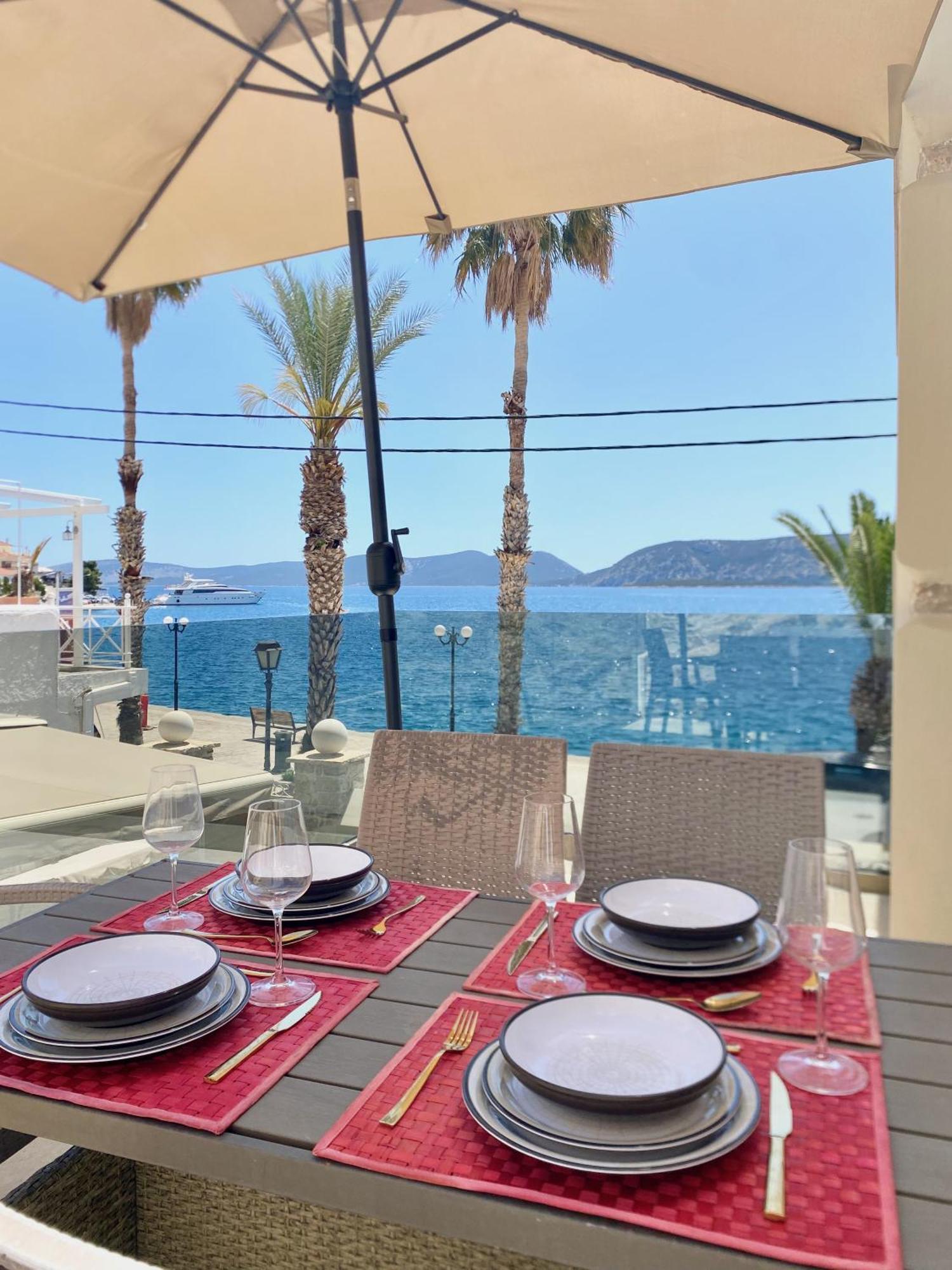 Villasonboard Rock Villa 3 Bed, 3 Bath, Jacuzzi, Seaside Ermioni Exterior photo